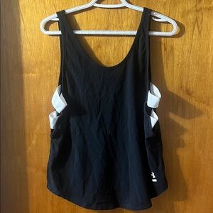 Woman’s Under Armour Black Tank Top with White Side Panels Medium